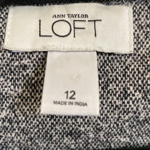 Ann Taylor Loft size 12 black and white tweed jacket with black piping - Picture 5 of 5